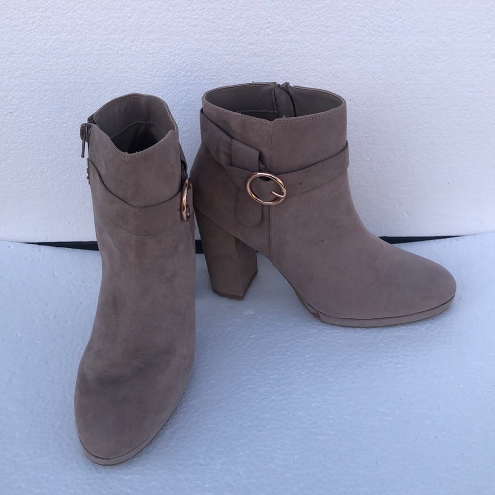 Lauren Conrad taupe suede boots